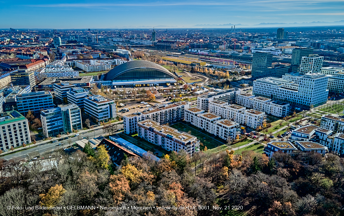 21.11.2020 - Hirschgarten mit Paketposthalle in München